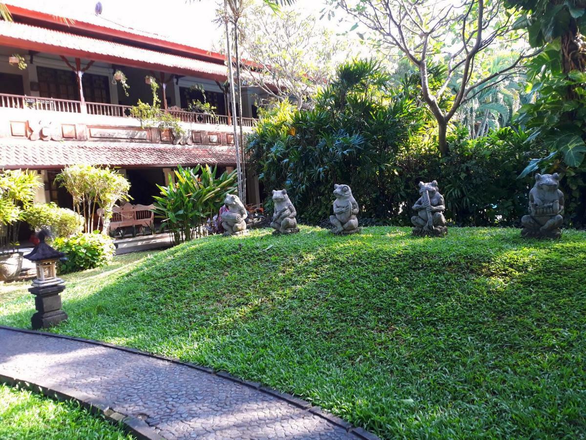 Un'S Hotel Legian Kültér fotó